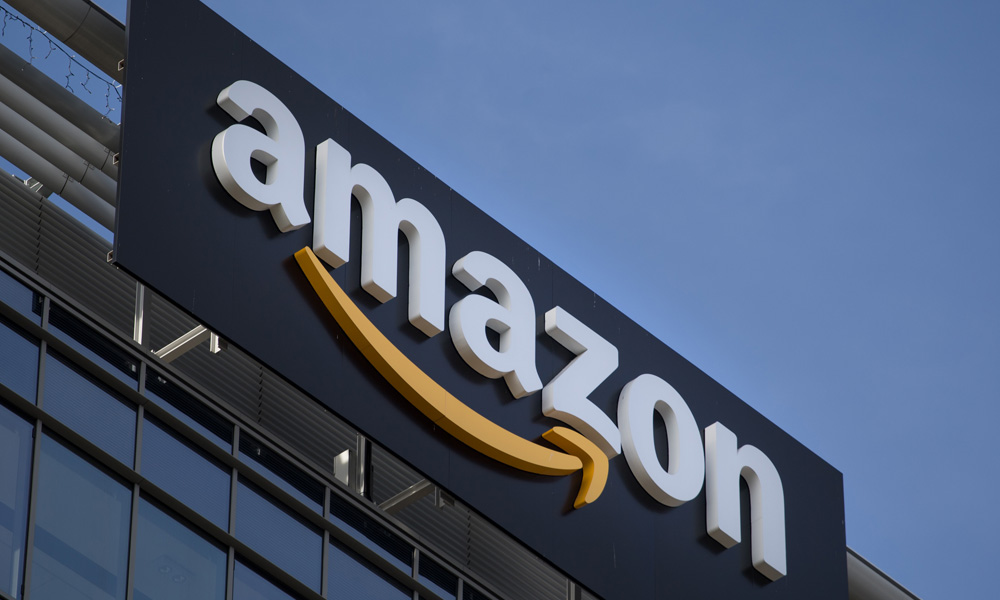 Amazon to Hire 10,000 UK Workers