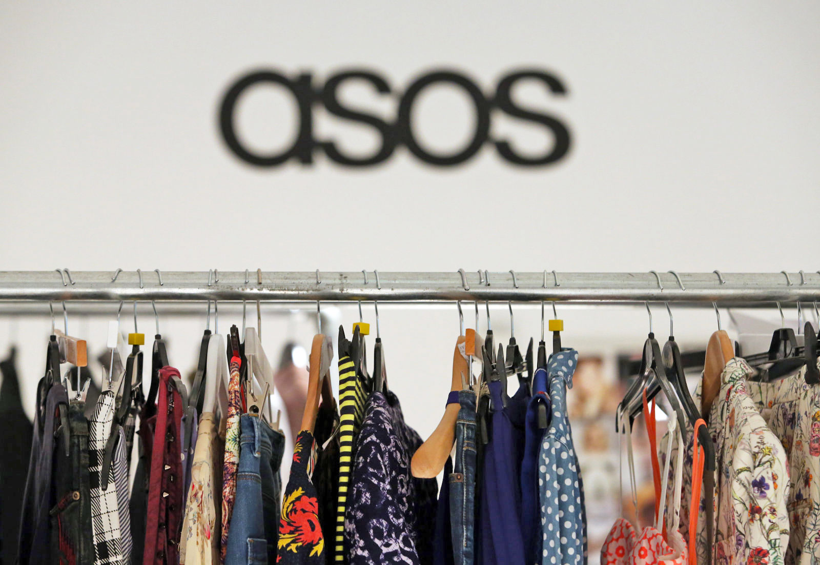 Asos Profits Plunge in 'Disappointing' Year
